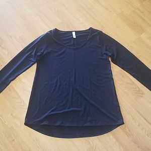 LulaRoe Black Long Sleeved Shirt